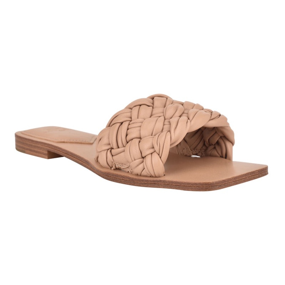 NEW-Marc fisher Reanna flat sandal, size 7.5, brown color